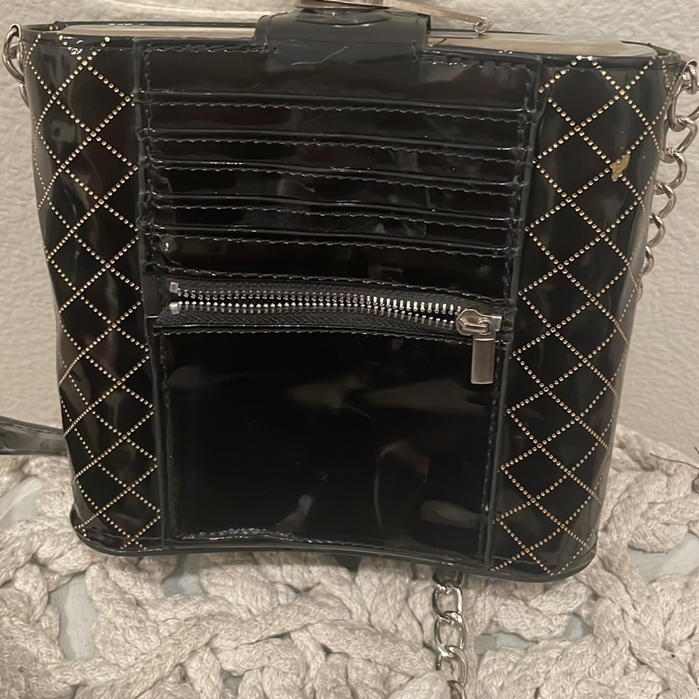 Flask purse - Picture 3 of 5